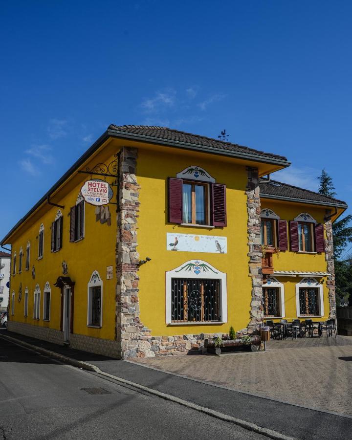 Hotel Stelvio Varese Exterior photo