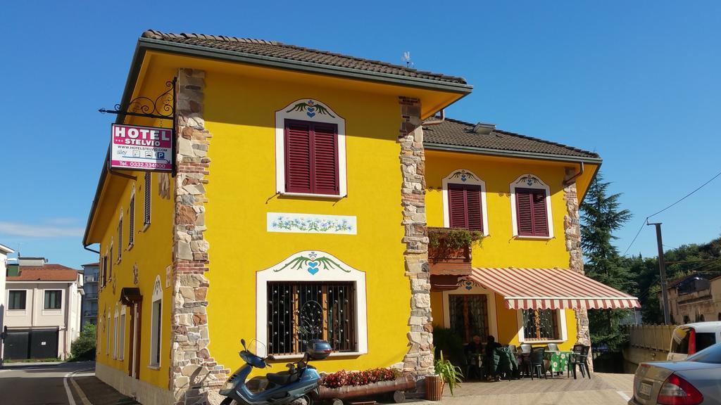 Hotel Stelvio Varese Exterior photo