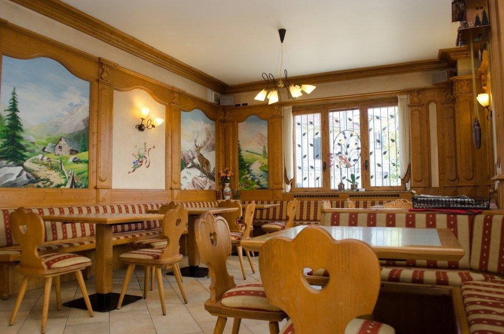 Hotel Stelvio Varese Exterior photo