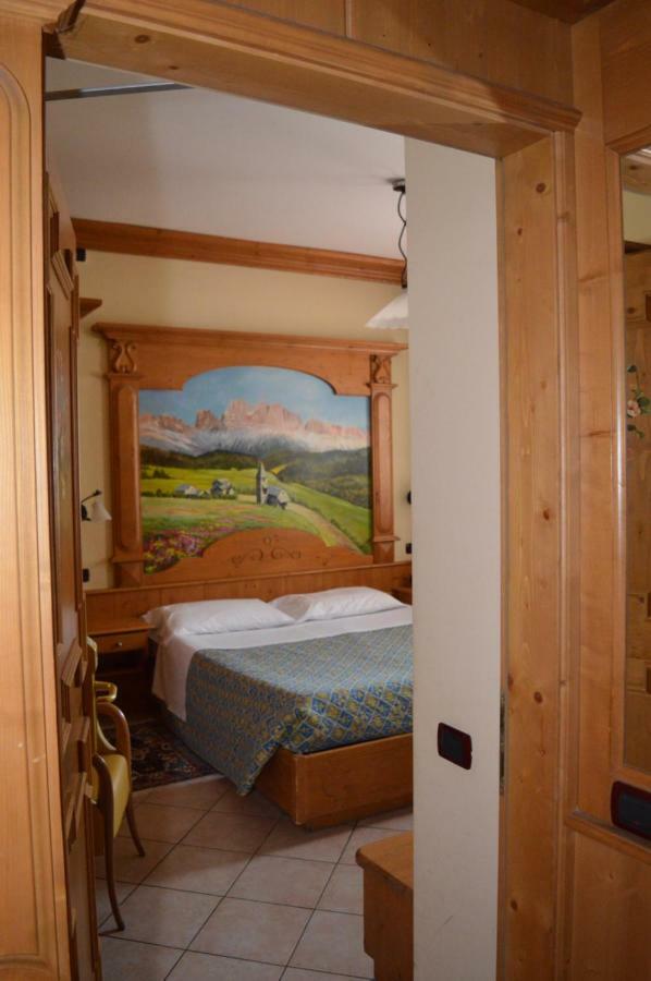 Hotel Stelvio Varese Exterior photo