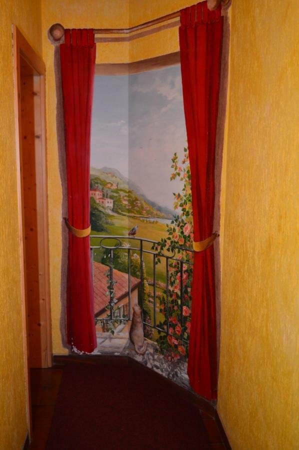 Hotel Stelvio Varese Exterior photo